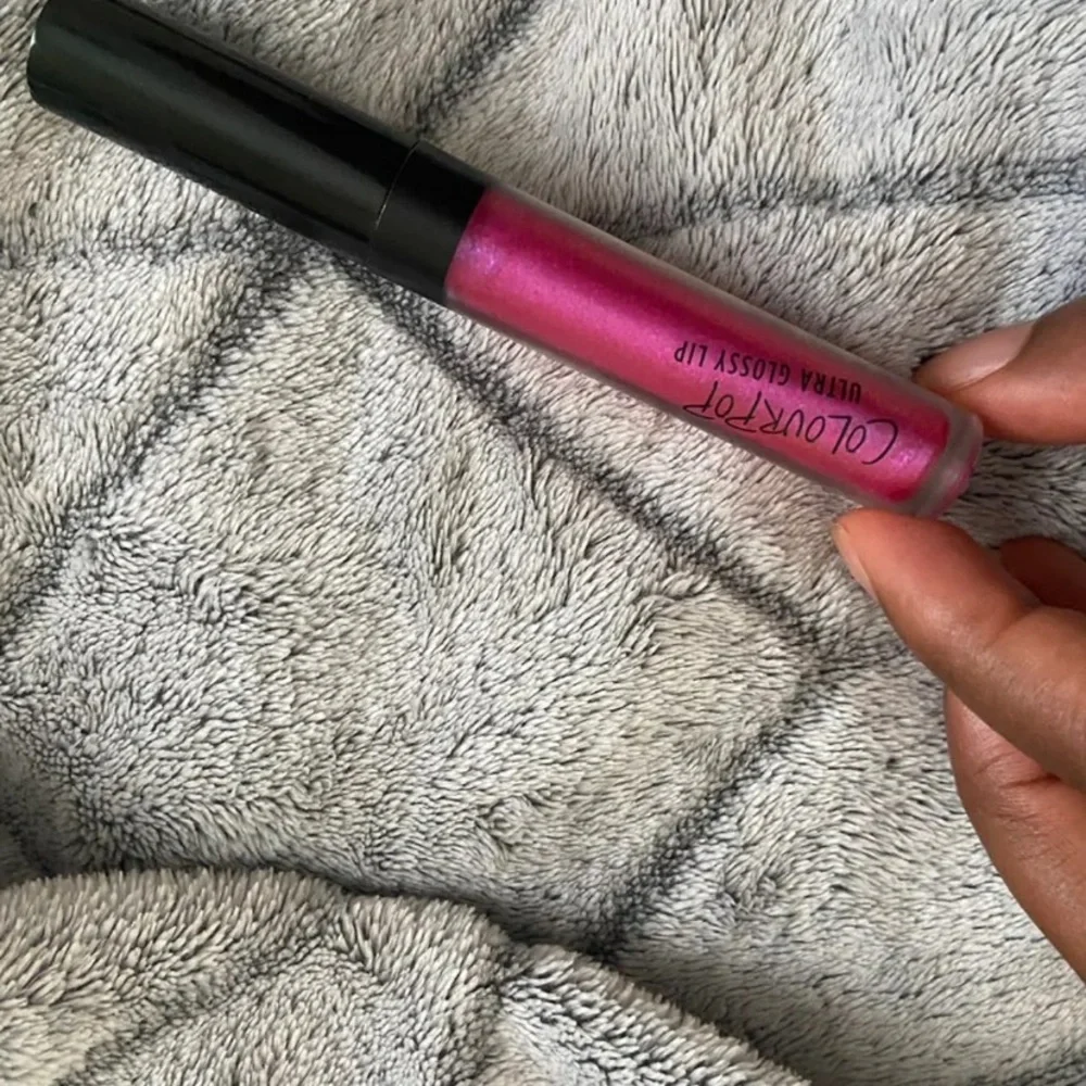 Colourpop  & NYX lipgloss bundle
